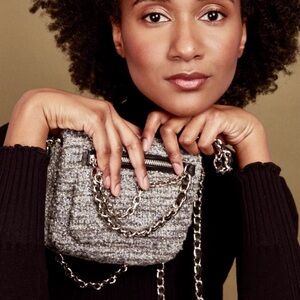 RARE Henri BENDEL Tweed Metallic Chain Clutch Leather Crossbody Silver Black